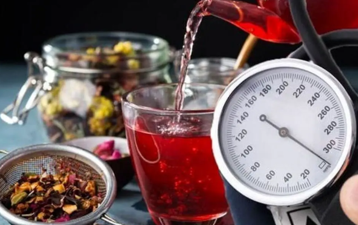با دم‌نوش‌های گیاهی فشارخون بالا را کنترل کنید!