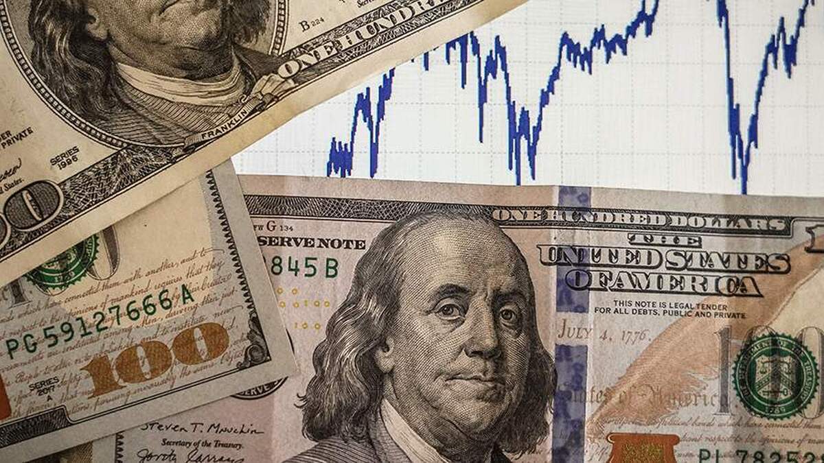 تقریباً ۵۰ درصد آمریکایی‌ها می‌گویند فروپاشی اقتصادی در ایالات متحده محتمل است