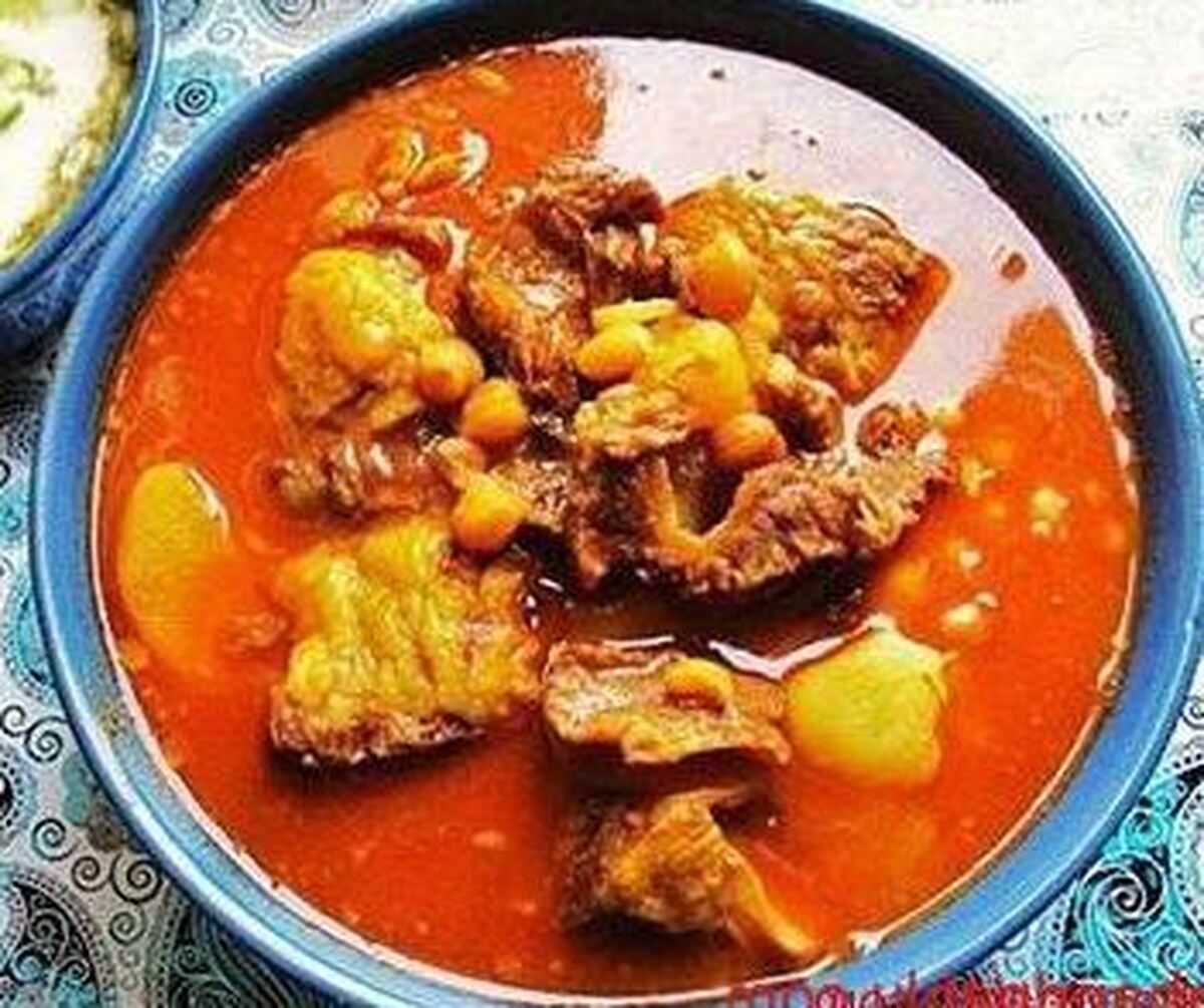 یخنی نخود شیرازی یک غذای سالم و مقوی برای ناهار