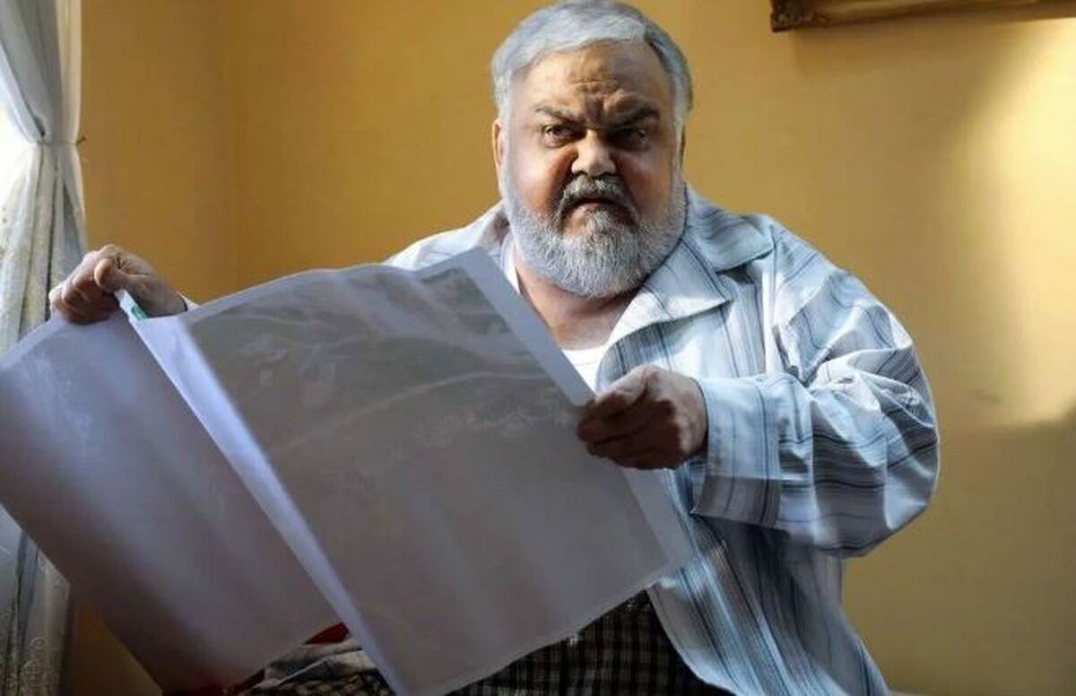 شکل و شمایل جدید اکبر عبدی در یک سریال تلویزیونی جلب توجه کرد