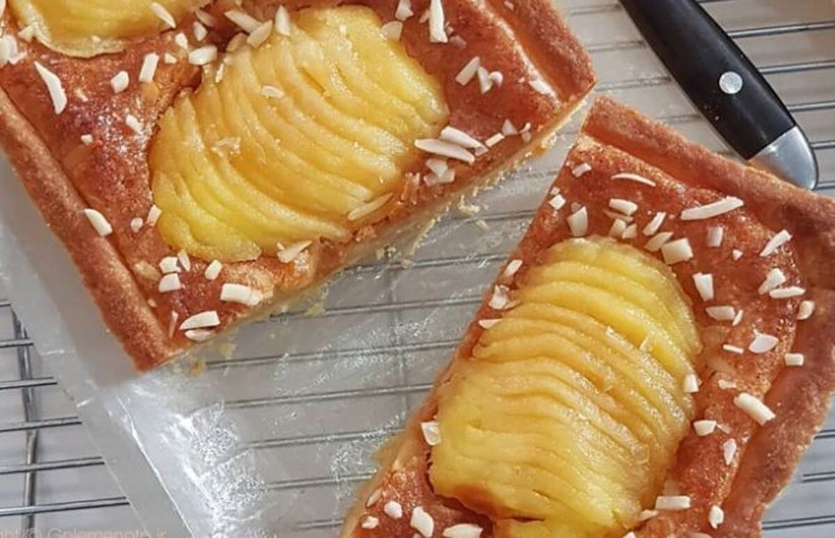 آموزش گام به گام پخت  تارت بادام و گلابی با خمیر و سس مخصوص