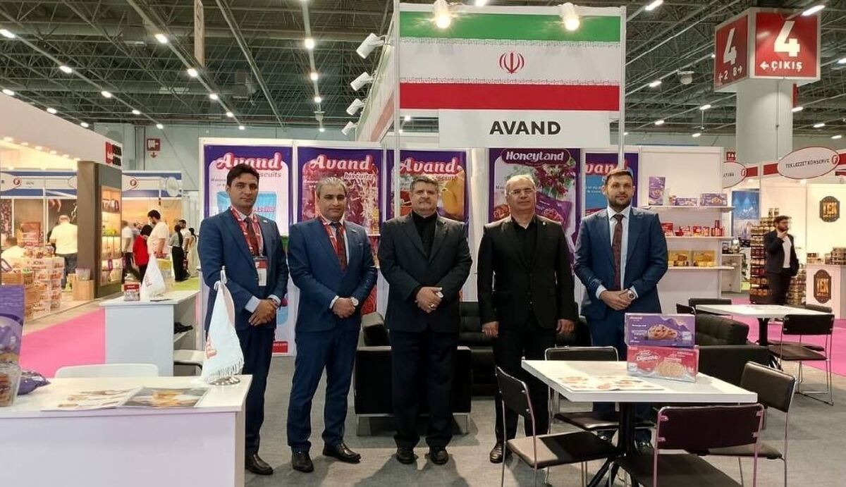 پرچم بالای ایران در نمایشگاه مواد غذایی استانبول