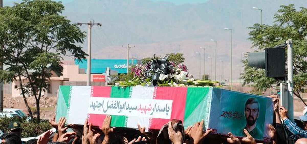 ایستادگی در برابر ظلم، آموزه‌ای از مکتب عاشوراست