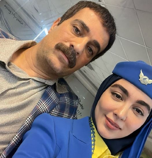 عکس لو رفته از پشت صحنه «پایتخت» /قاب صمیمی از سونیا حسینی با آقای بازیگر