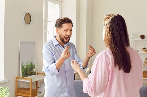 اگر میخواهید رابطه خود را نابود کنید از این ۳ جمله استفاده کنید