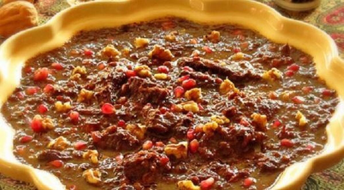 خورش ترش سماق یک غذای محلی بسیار خوشمزه / دستور پخت