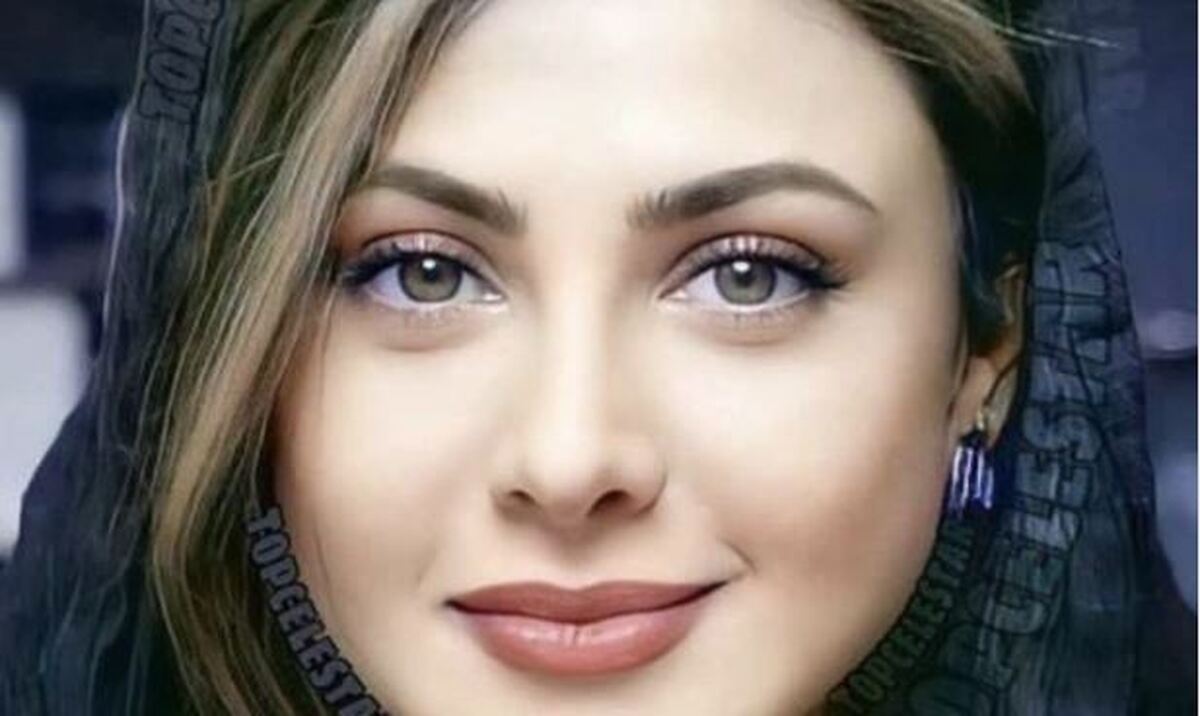 گنگ مثل آزاده صمدی! /قیافه گرفتن خانم بازیگر با عینک دودیش +عکس