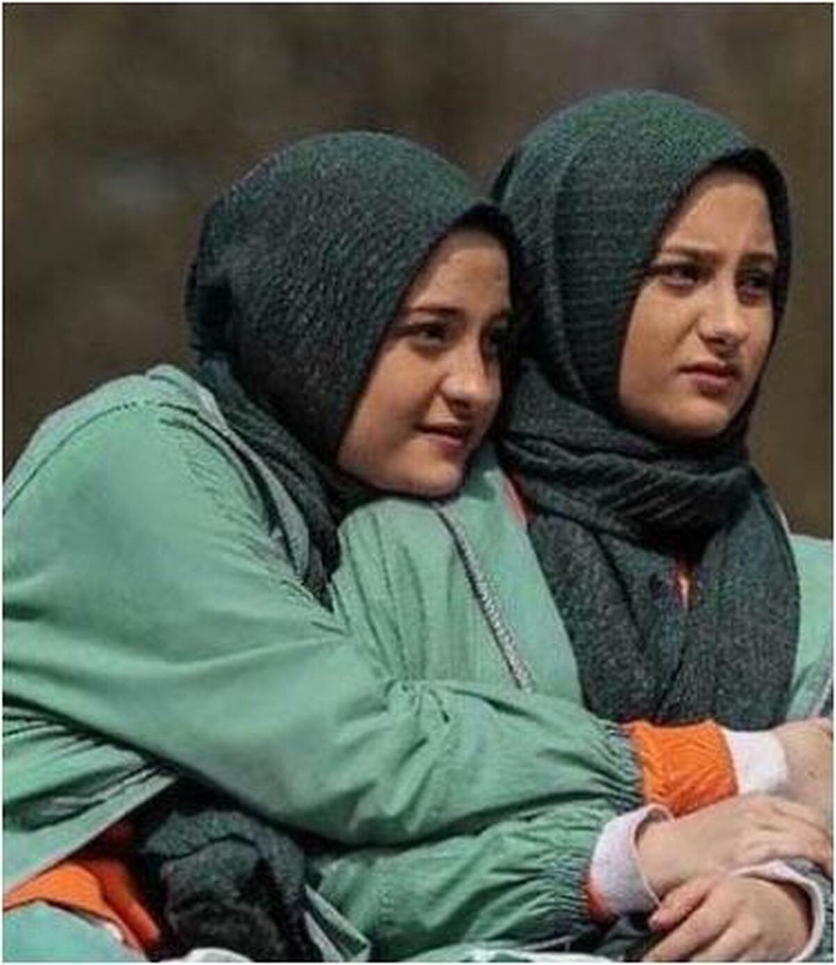 سلفی زیرخاکی و نایاب از دوقلو‌های سریال پایتخت کنار پدر واقعی شان را از دست ندهید