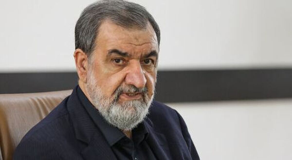 واکنش محسن رضایی به حضور رهبری در عزاداری شب عاشورا
