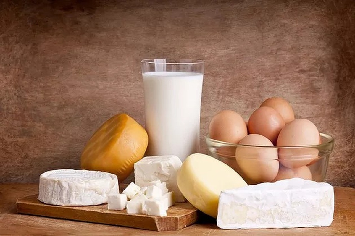 سلامت: تخم مرغ، عسل و مرغ منابع چربی و قند هستند