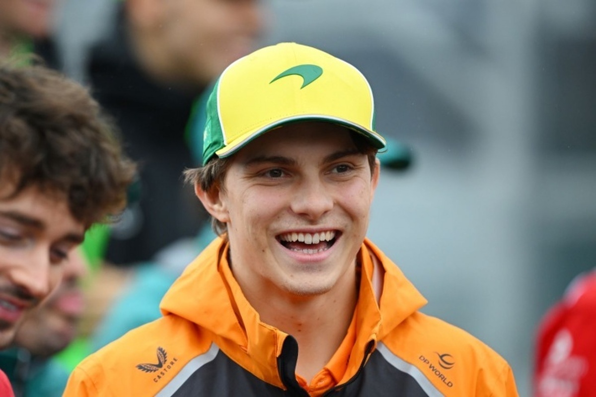 «به طور پیش‌فرض برای آرسنال»| پیاستری استرالیایی نام چیزی را که در فرهنگ بریتانیا دوست دارد، انتخاب کرد