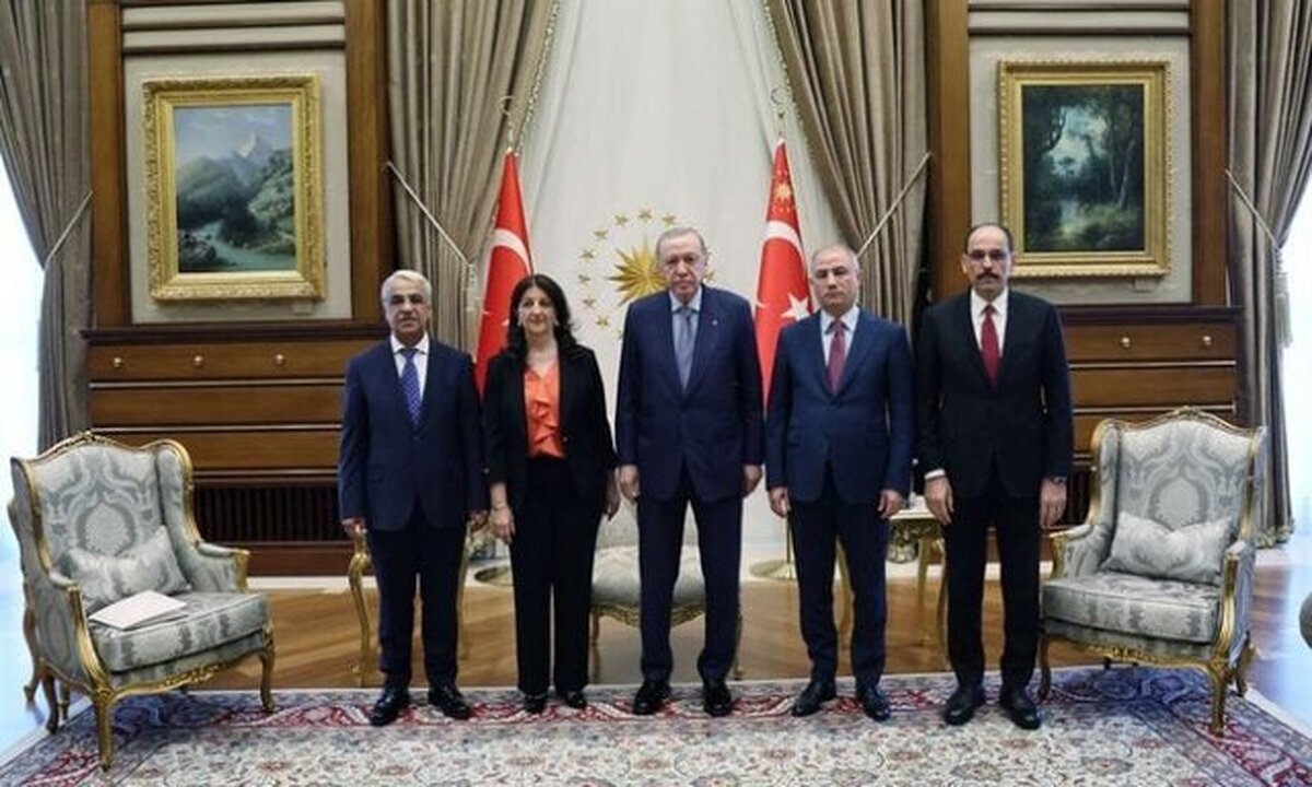 دیدار اردوغان با هیئتی از حزب حامی کرد‌ها