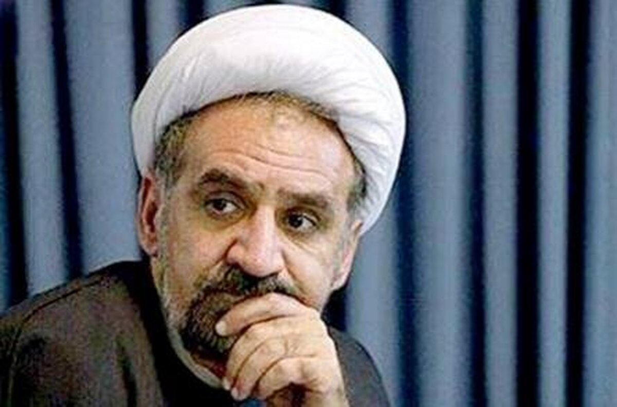 همه باید با تأسی از رهبری، «ایران» را وارد آیین‌های دینی کنیم
