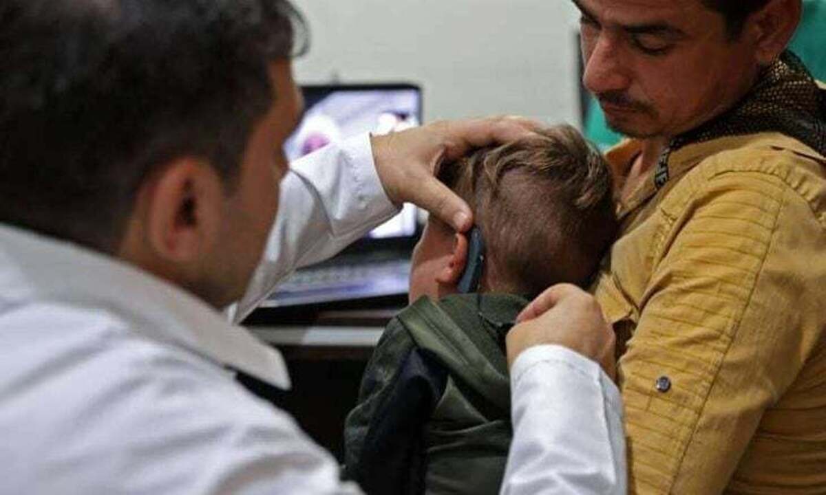 مطالعه: سمعک به افراد کمک می‌کند تا در زندگی اجتماعی بهتر مشارکت کنند
