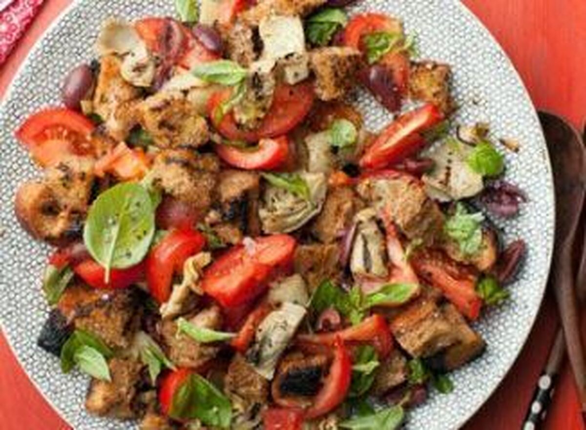 سالاد ایتالیایی با مرغ یک ترکیب رژیمی مخصوص افراد ورزشکار