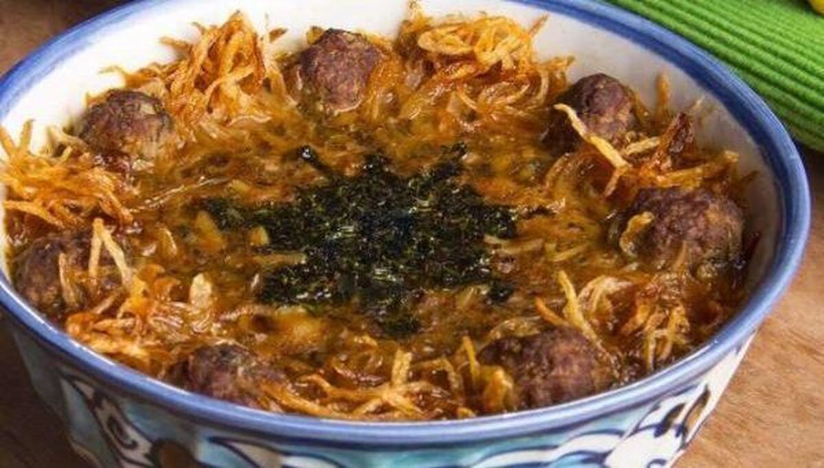 در ۸ مرحله این آش ترشی خوشمزه را برای عصرانه درست کنید