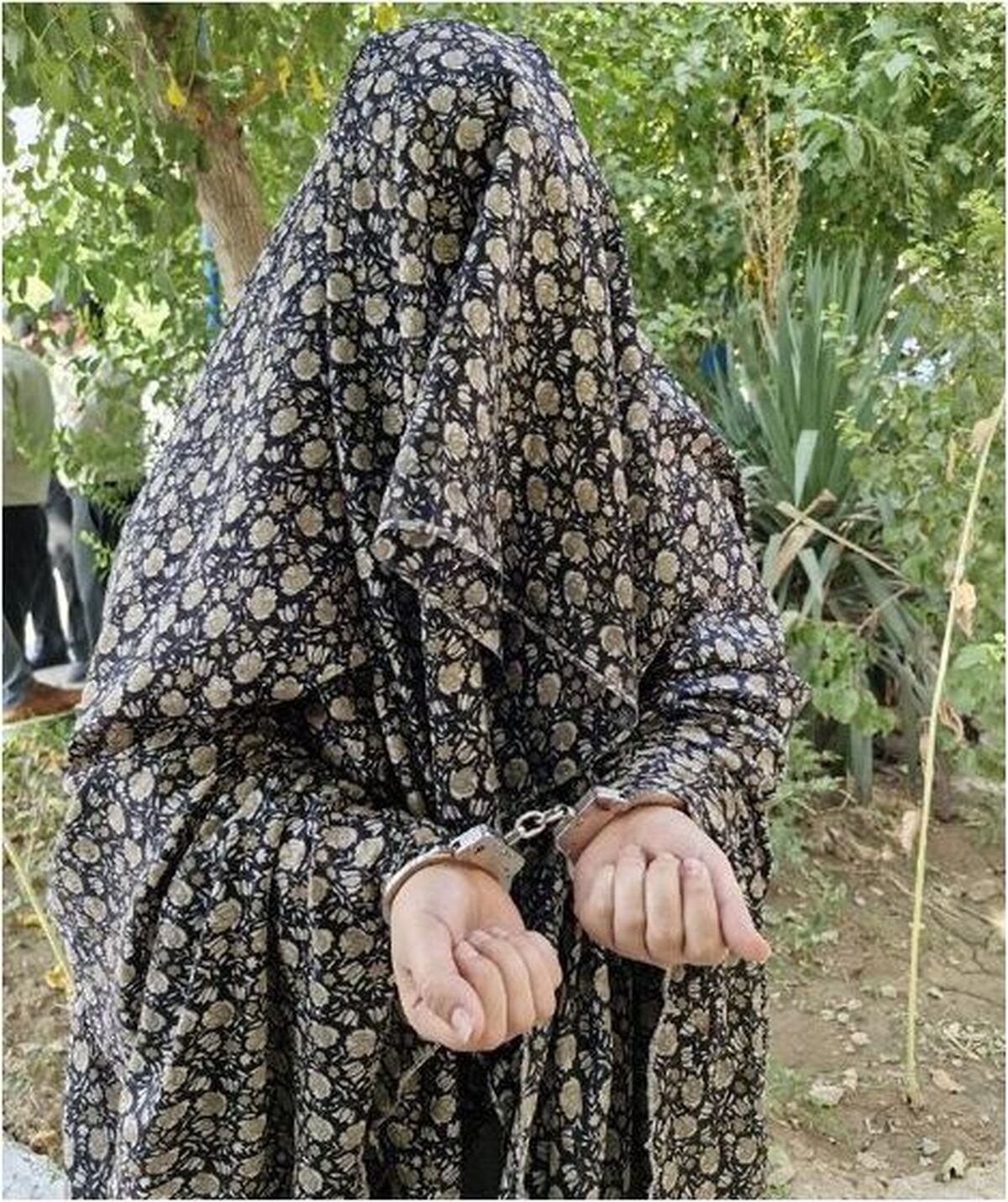 دستگیری زنی که با تهدید چاقو طلا‌های مسافران خود را سرقت می‌کرد