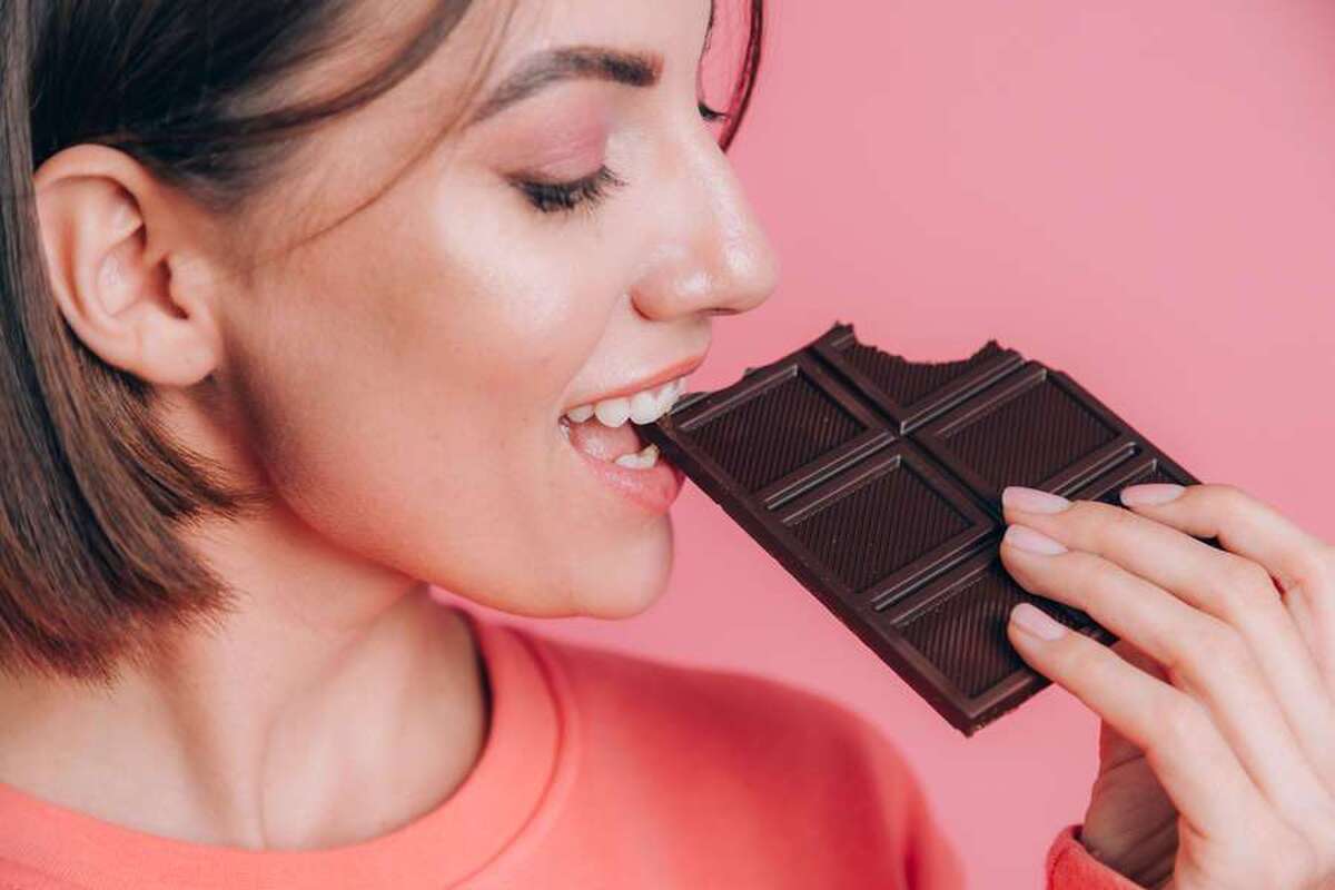 پزشک می‌گوید برای سلامت قلب، روزانه چقدر شکلات باید بخورید