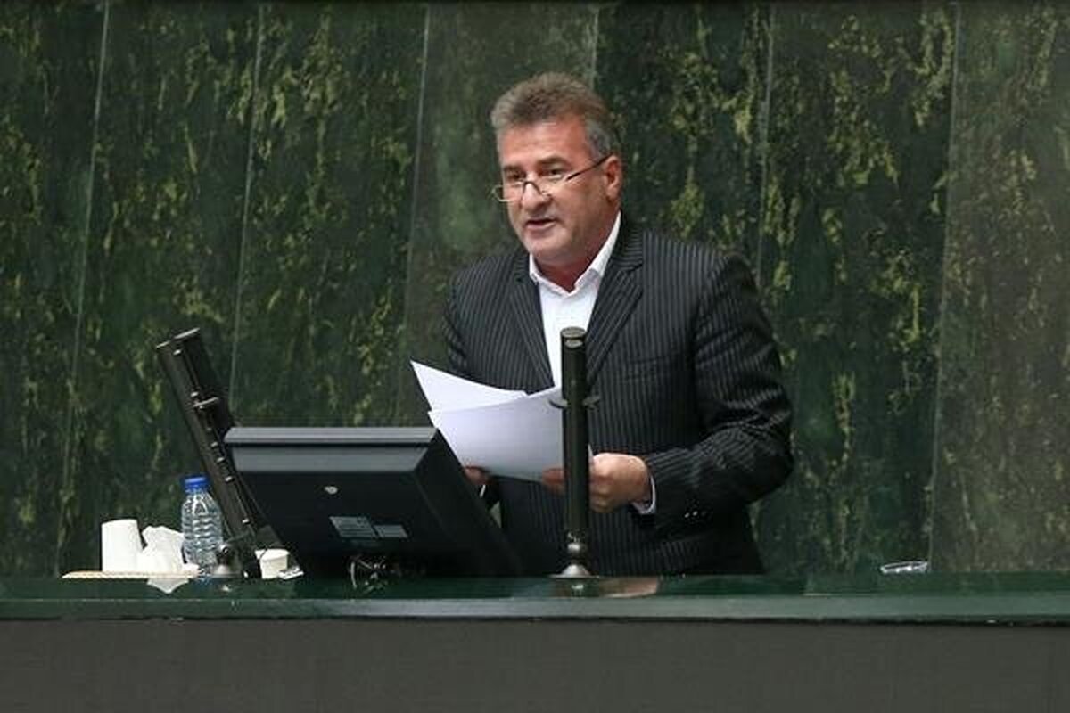 حاجی‌پور: همدلی مردم در مقابله با دشمنان روز به روز بیشتر می‌شود