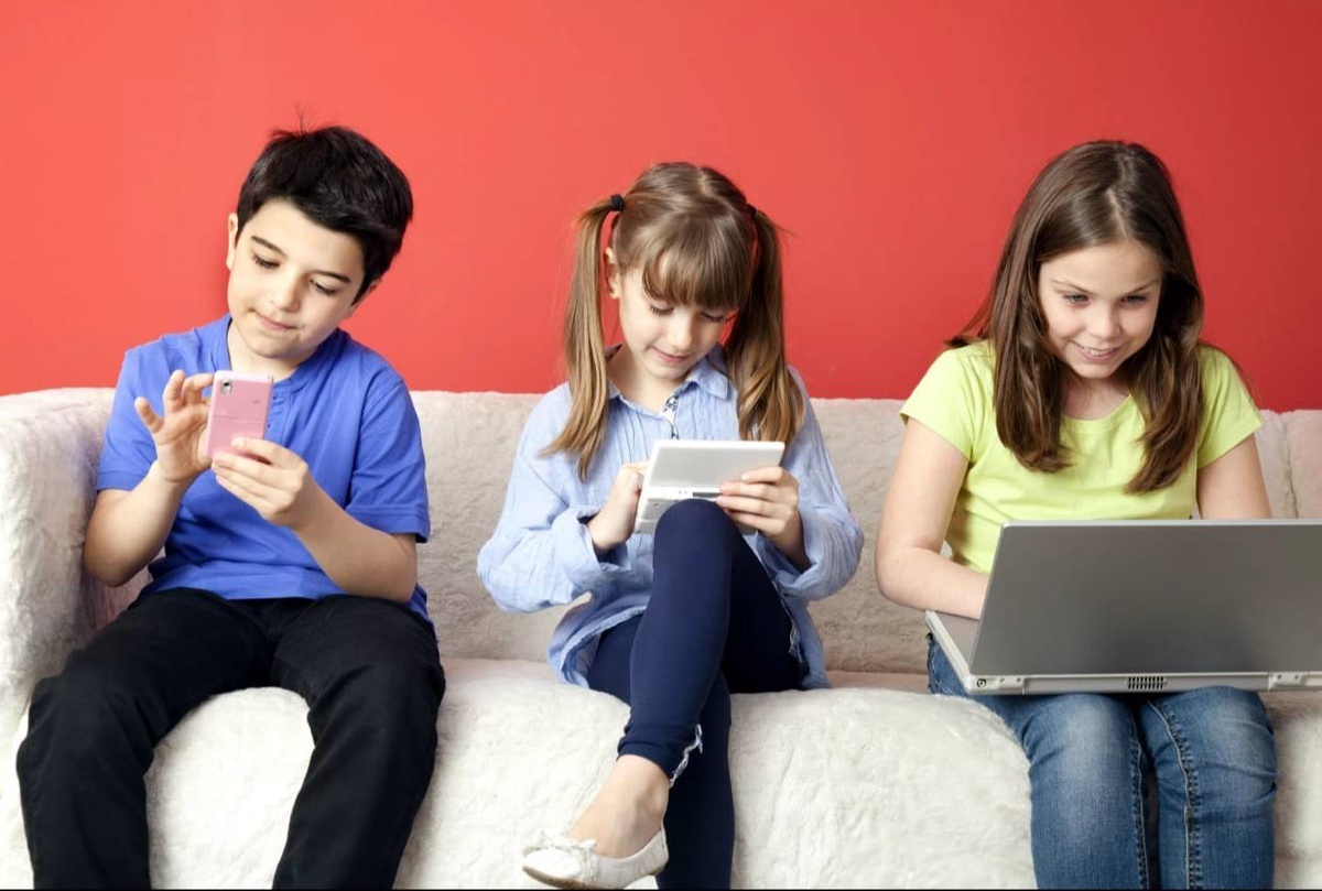 رژیم صفحه نمایش: چگونه به کودکان کمک کنیم تا از گجت‌ها فاصله بگیرند
