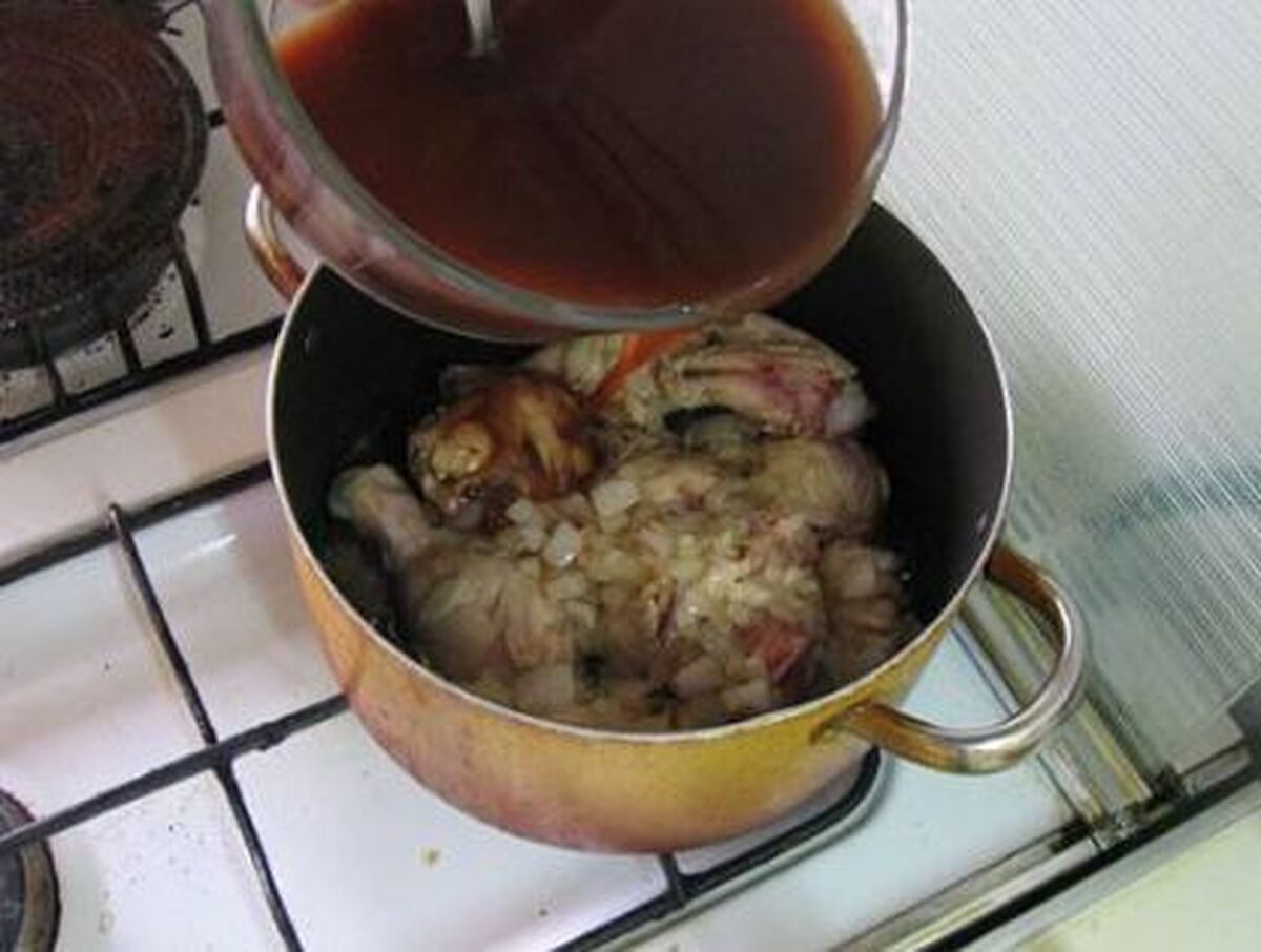 دستور پخت مالاوابیج با مرغ و رب انار به سبک شمالی‌ها