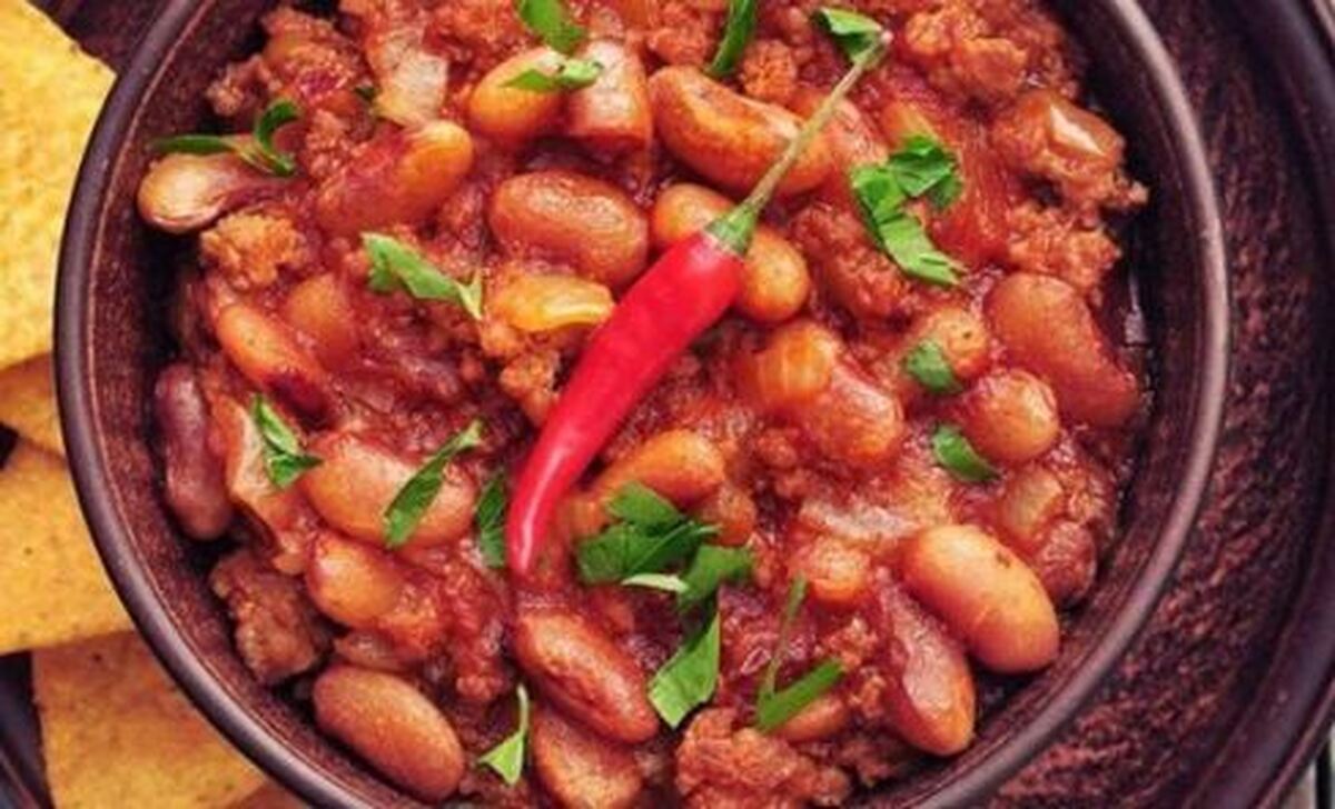 پیازوی زردآلو یک غذای متفاوت، اما معروف که از خوردنش پشیمون نمی‌شوید
