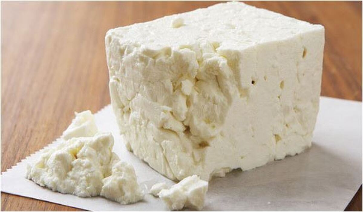 از مصرف همزمان پنیر با این مواد غذایی شدیدا اجتناب کنید
