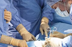 پزشکان روسی عمل جراحی «برداشتن نیمی از بدن» را روی مردی مبتلا به سرطان پوست انجام می‌دهند