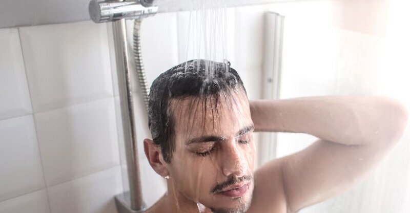 بهترین روش حمام کردن به باور متخصصان پوست