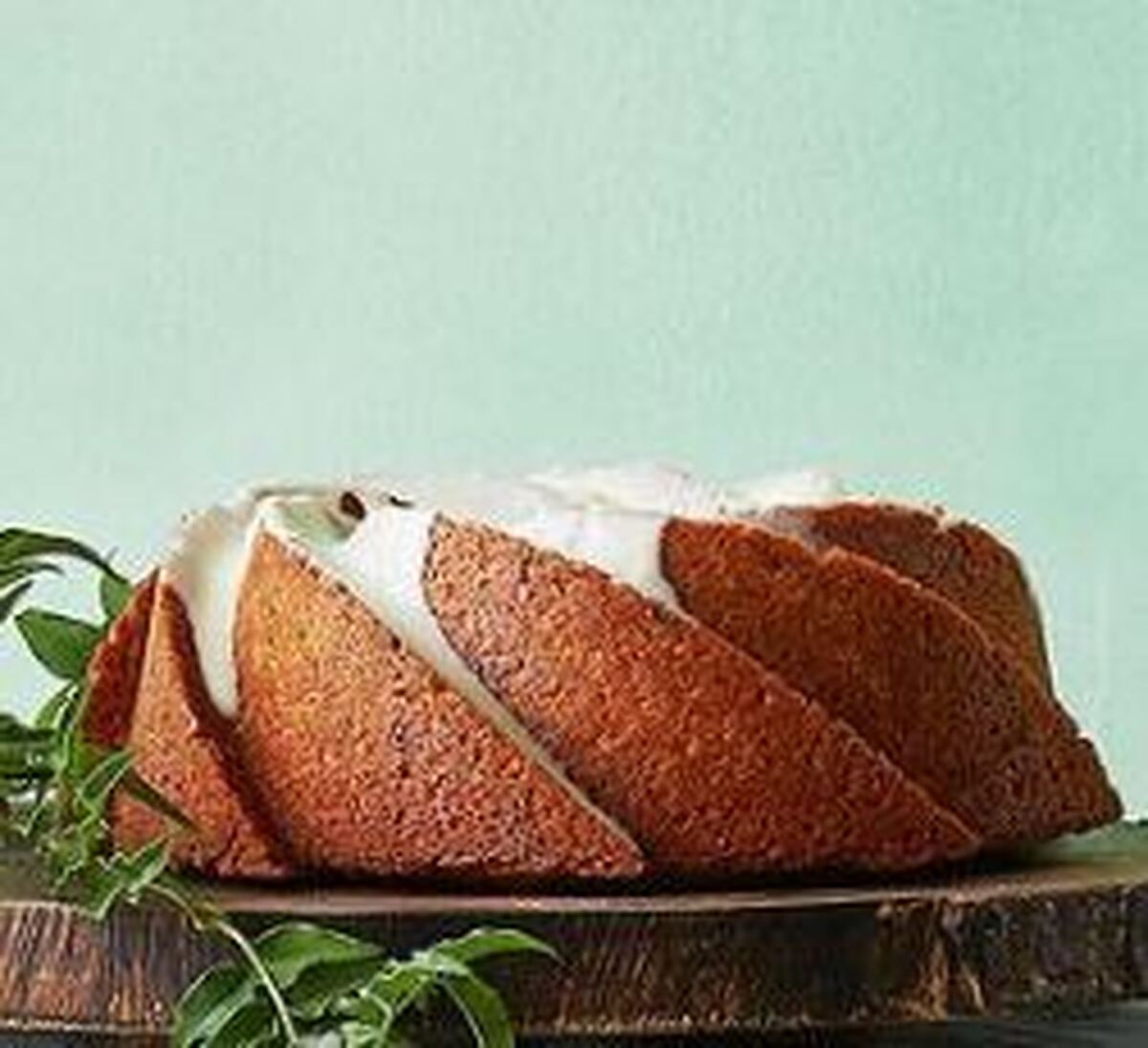 مراحل پخت کیک آویشن و نکات طلایی