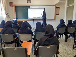 اینجا تحصیلات می‌رود بالا، اما بدون یادگیری!