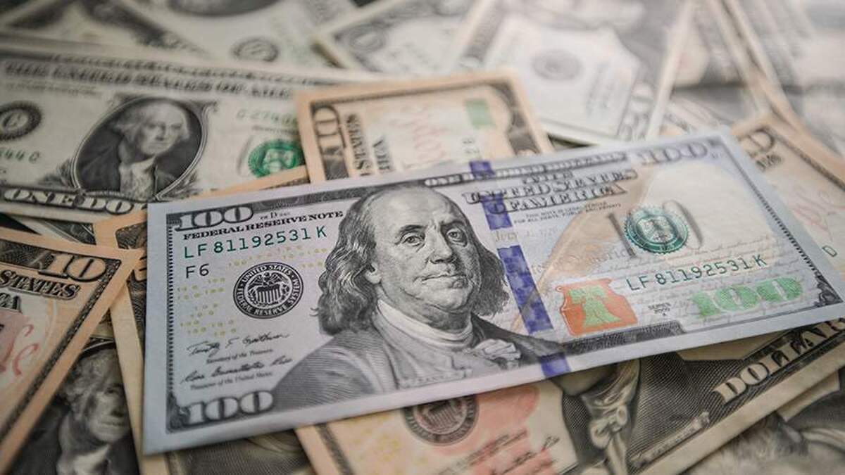 هند از نظر حجم عرضه اولیه سهام (IPO) در بین تمام کشور‌ها رتبه دوم را دارد.