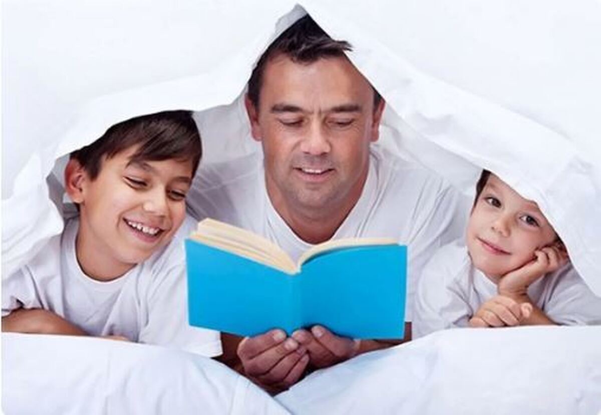 فواید قصه گویی برای کودکتان را دست کم نگیرید