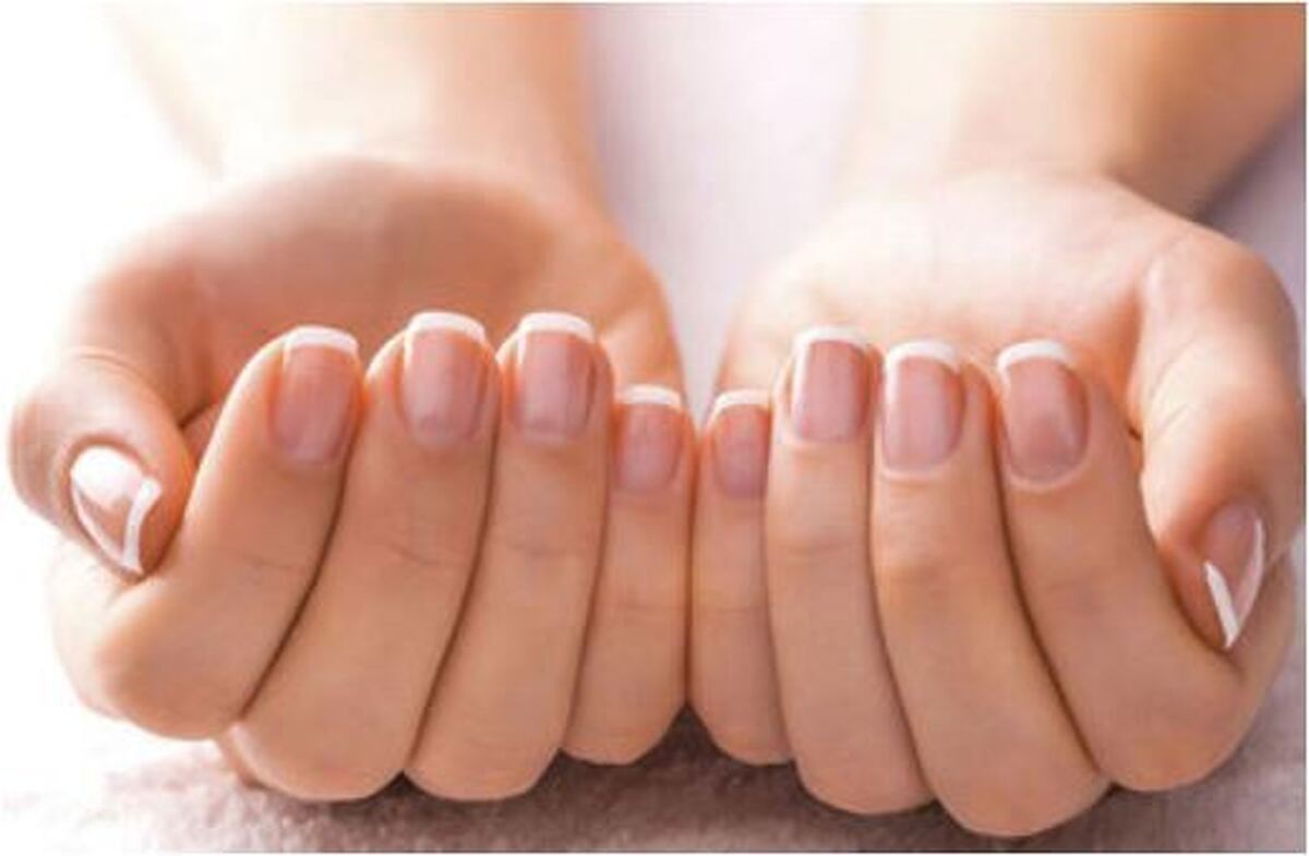نقاط سفید پررنگ ناخن خبر از کم خونی میدهند؟