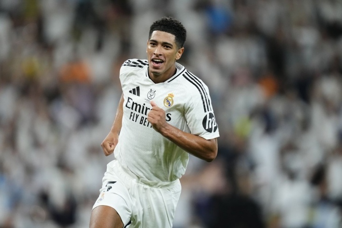 رومانو: جود بلینگهام پس از عمل جراحی شانه، چه مدت از میادین دور خواهد بود