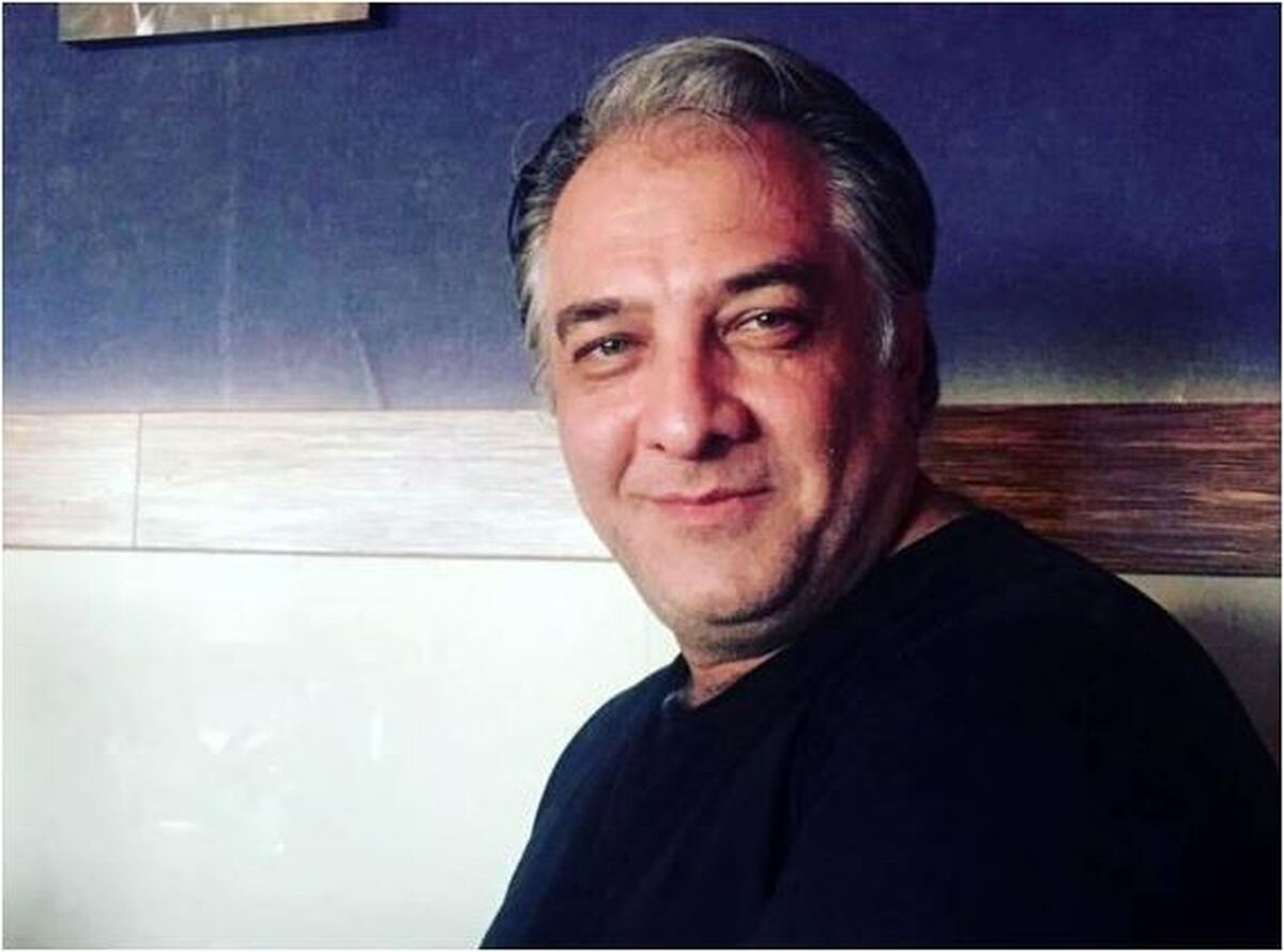 استایل با اصالت و مردانه ایرج نوذری کنار دختران شیک پوشش کولاک کرد! +عکس