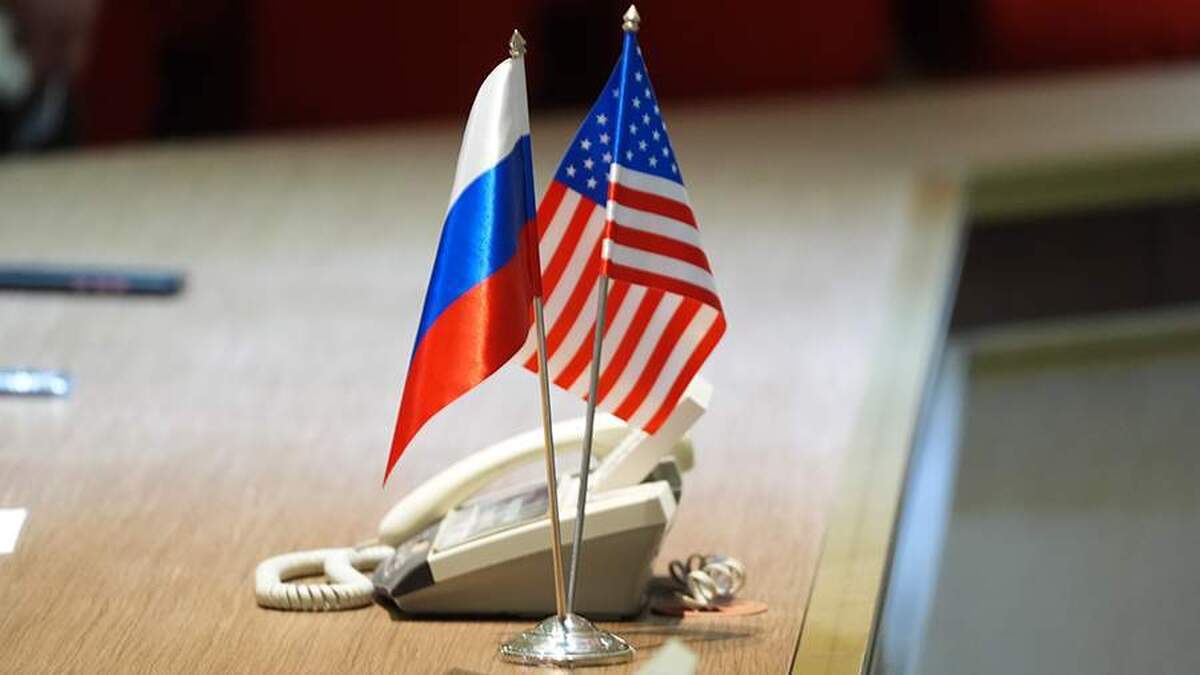 دمیتریف درباره تلاش‌های رسانه‌های خارجی برای تضعیف گفت‌و‌گو بین روسیه و آمریکا صحبت کرد.