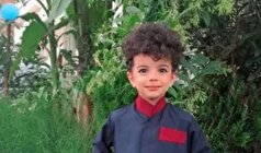 سالارِ سریال پایتخت عروسک غول پیکر را در آغوش گرفت!