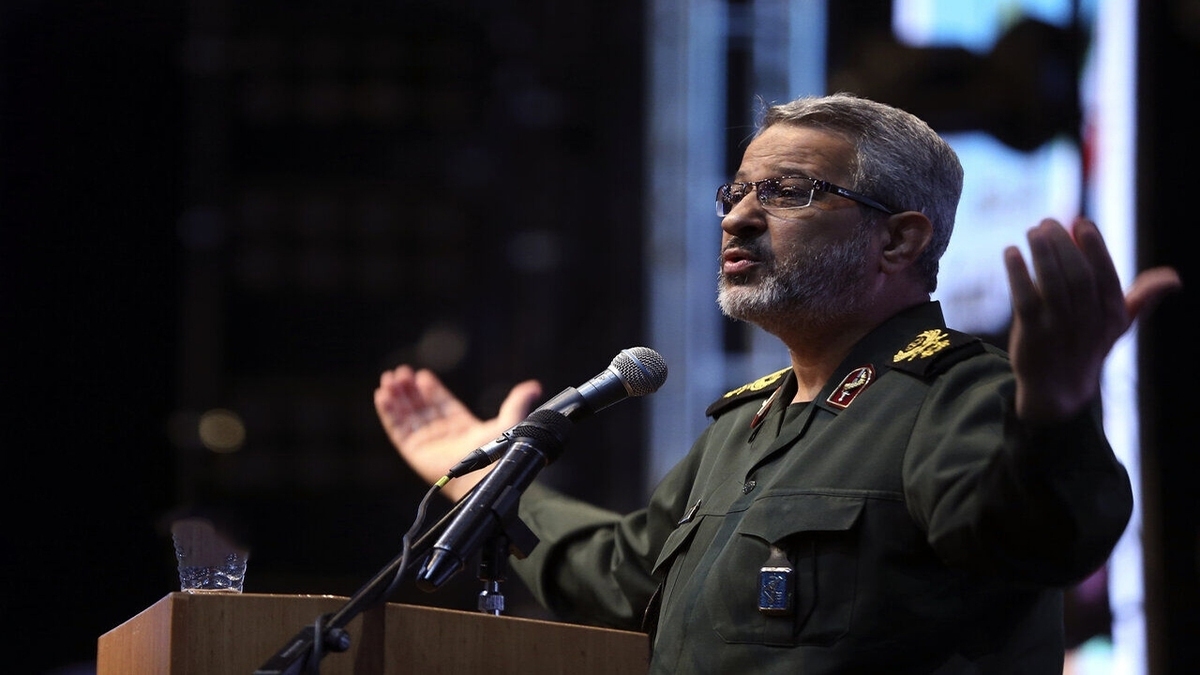 سردار غیب‌پرور زندگی پربرکت خود را وقف خدمت به اسلام و انقلاب کرد