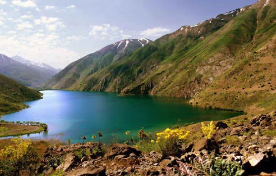 آشنایی با دریاچه‌های بکر ایران برای سفری آرامش بخش