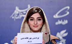 خنده‌های دلبرانه پردیس پورعابدینی در یک عکس خیابانی!