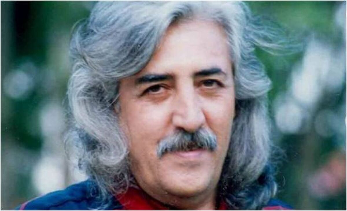نگاهی به شعر جذاب و معنادار حک شده روی سنگ مزار حسین منزوی+عکس