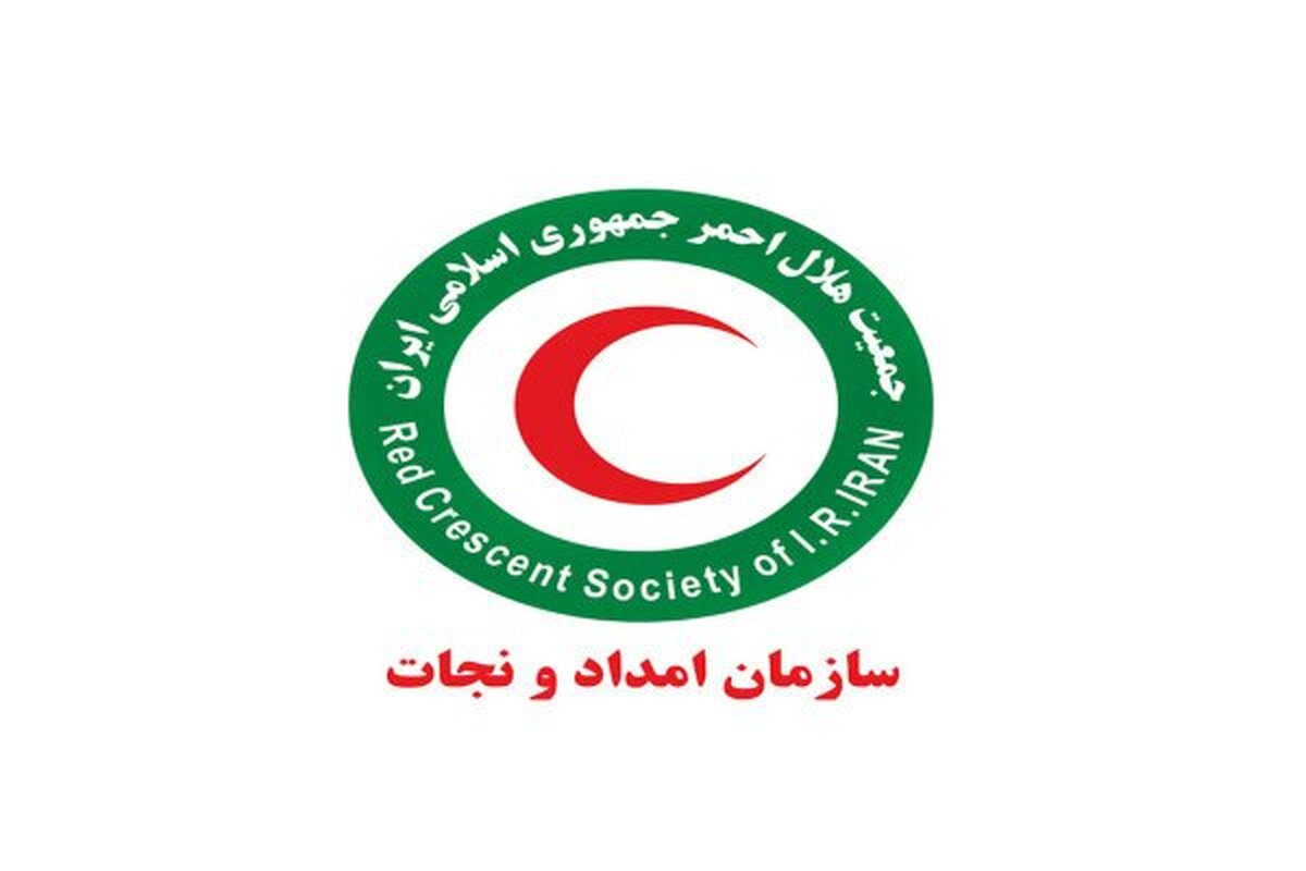 امدادگران هلال‌احمر در خط مقدم آواربرداری و جستجوی مفقودین