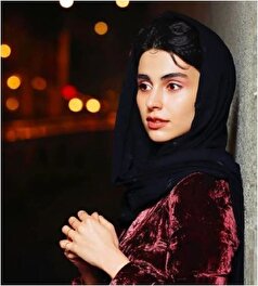 عکس بامزه و دیدنی از بوس بوسی شدن پت لاله مرزبان/تزریق مستقیم علاقه به این میگن!