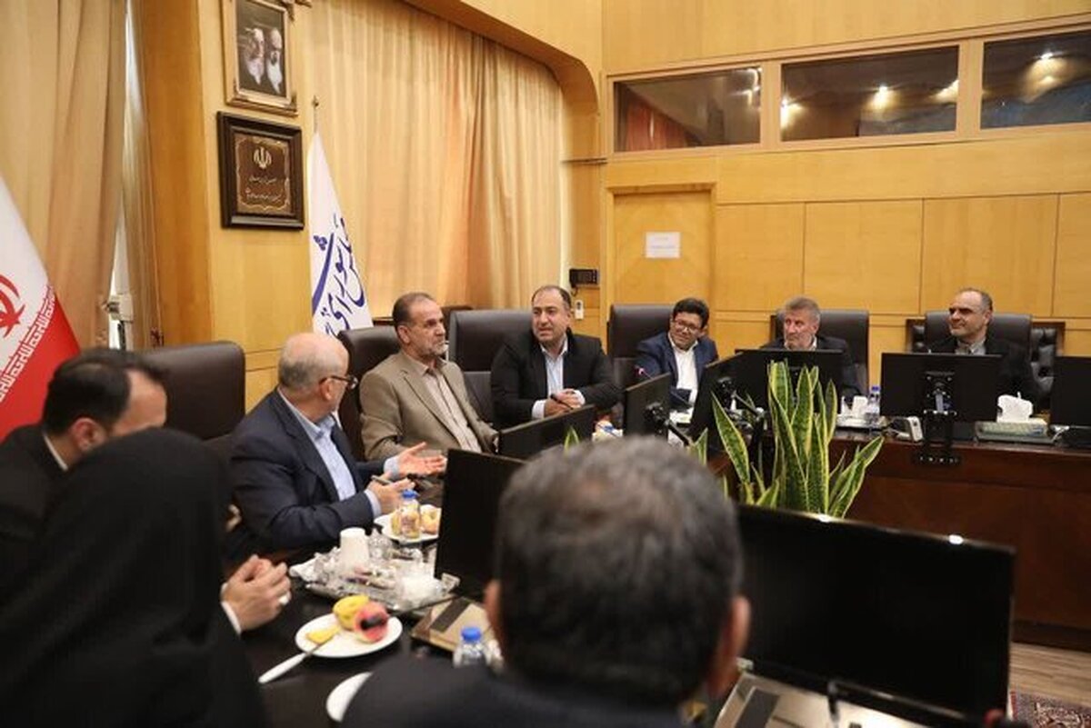 نشست همدلی نمایندگان و استاندار مازندران برای رفع چالش‌های استانی
