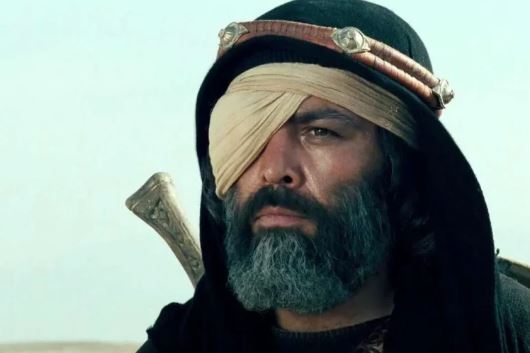 نگاهی به زندگی نامه ابن زیاد و نقش او در شهادت امام حسین (ع)