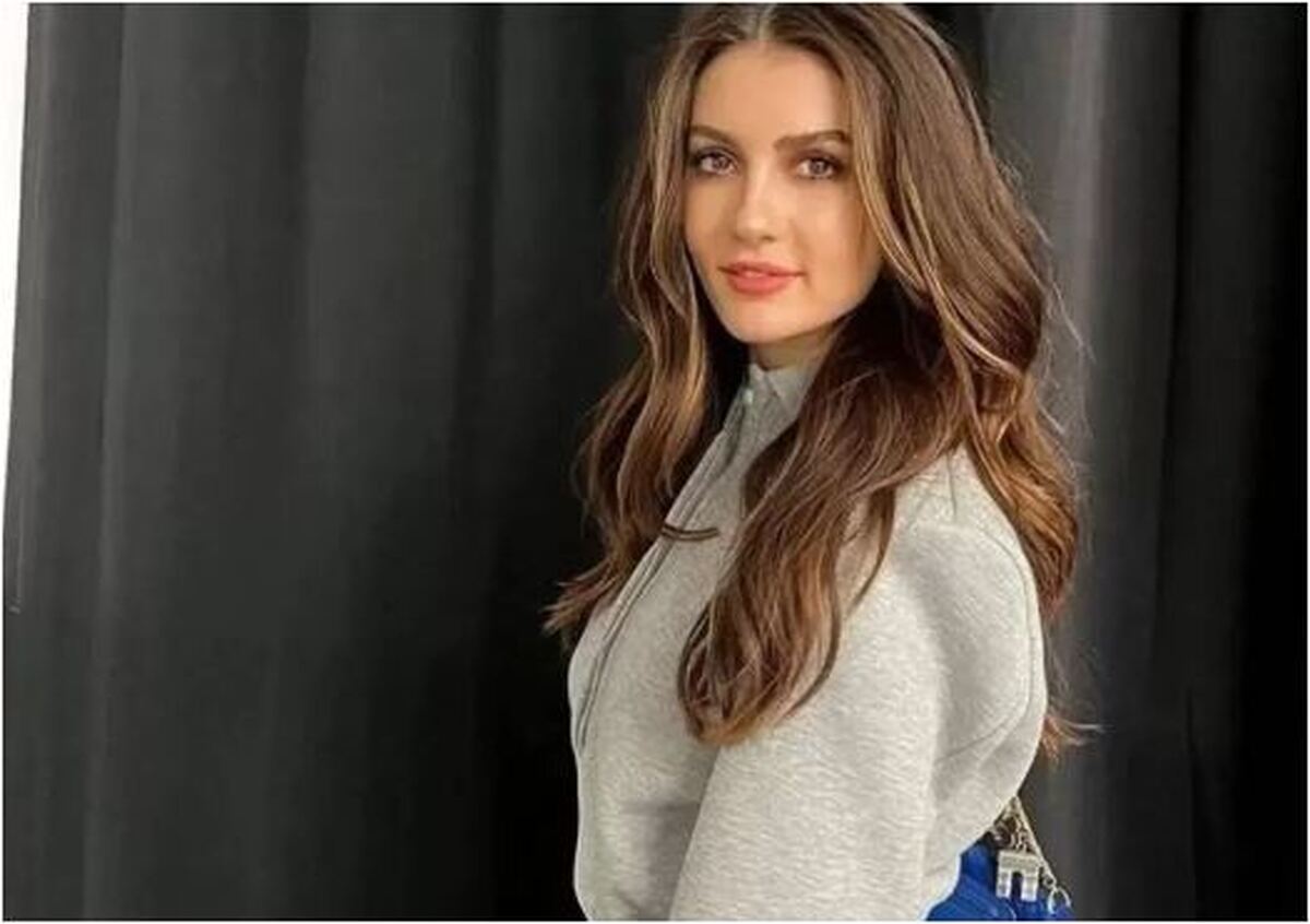 نگاهی به استایل شیک و عربی مانند بازیگر معروف ترکی وسط بیابون!
