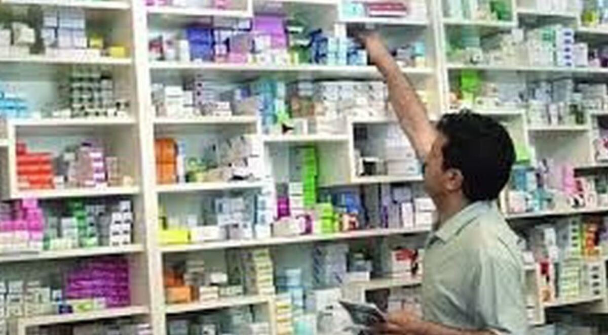 سخنگوی کمیسیون بهداشت از کافی بودن ذخایر دارو خبر داد