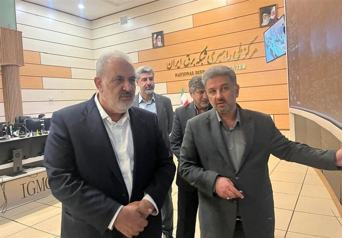 وزیر نیرو: همزمان با جنگ یک نیروگاه افتتاح و عملیات اجرایی یک نیروگاه دیگر آغاز شد