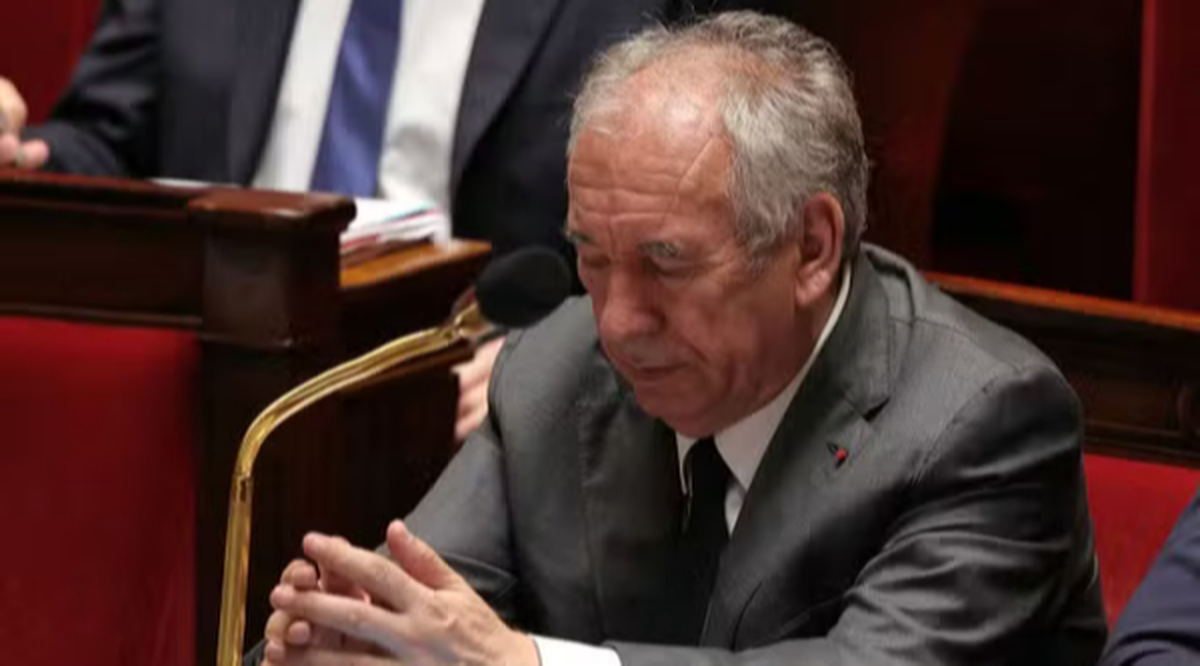 اعتراض نمایندگان فرانسوی به تناقض رفتاری دولت درباره ایران